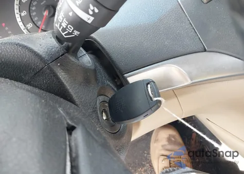 2009 Honda Accord 2.4 Ex-L z USA, uszkodzony, nr VIN 1HGCS12849A001161